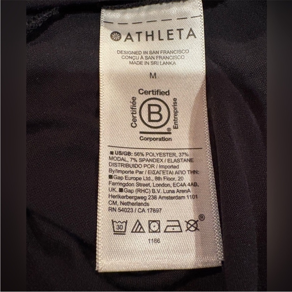 Athleta Air Out Cinch Open Back Tee M Black Yoga Pilates Workout Top - Picture 9 of 10